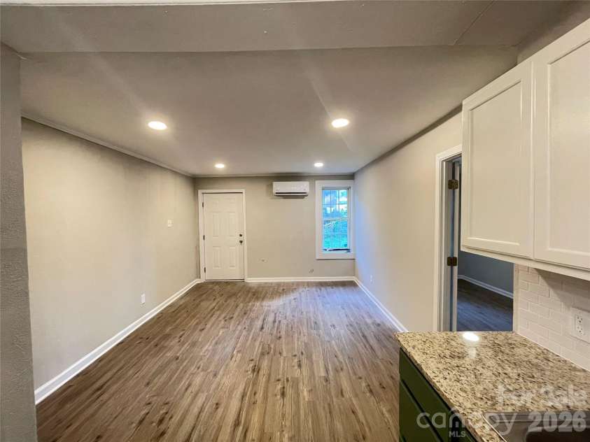 2800 Carol Avenue, Charlotte, NC 28208.  MLS# CAR4401707, YatesRealty ID 37325. 