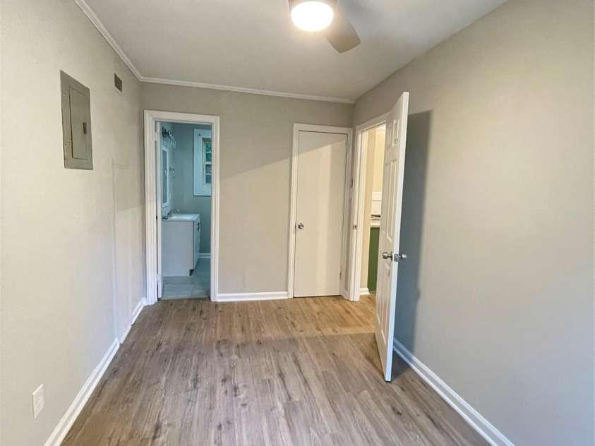 2800 Carol Avenue, Charlotte, NC 28208.  MLS# CAR4401707, YatesRealty ID 37325. 
