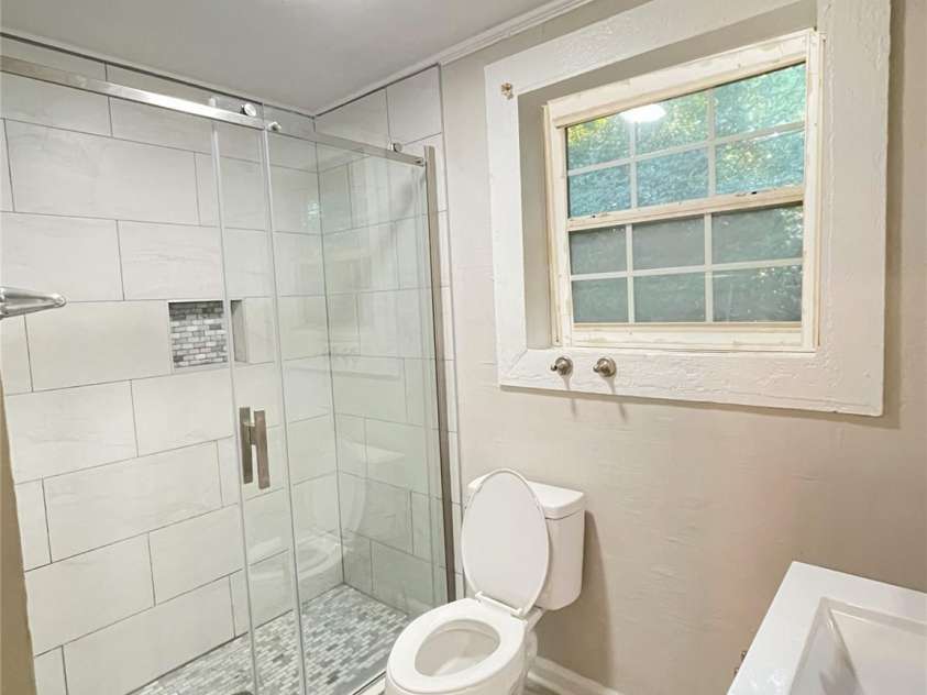 2800 Carol Avenue, Charlotte, NC 28208.  MLS# CAR4401707, YatesRealty ID 37325. 