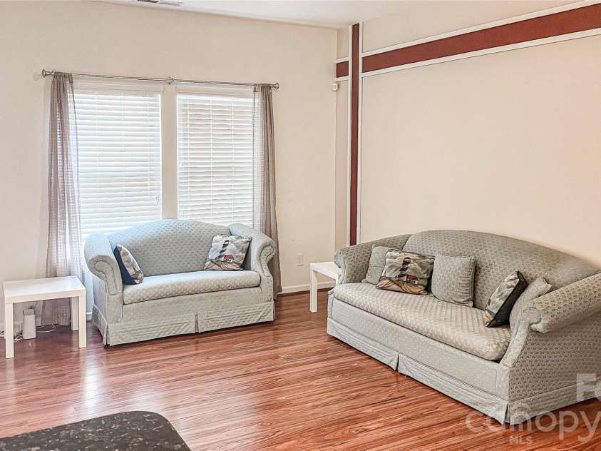 14408 Glendon Hall Lane, Charlotte, NC 28262.  MLS# CAR4396938, YatesRealty ID 37328. 
