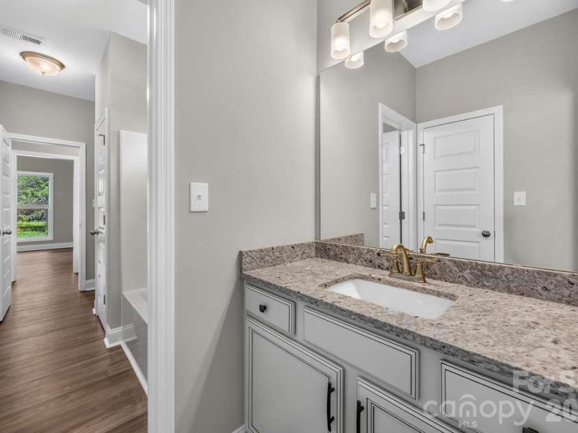 4669 Grooms Road, Reidsville, NC 27320.  MLS# CAR4400124, YatesRealty ID 37329. 