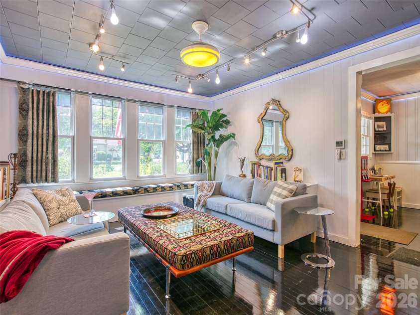 24 Belle Meade Drive, Waynesville, NC 28786.  MLS# CAR4343749, YatesRealty ID 3733. 