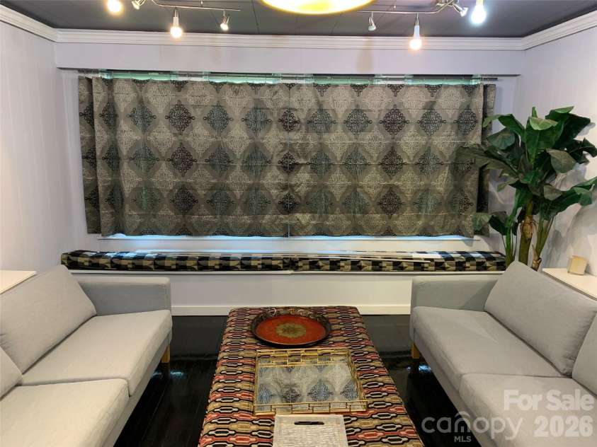 24 Belle Meade Drive, Waynesville, NC 28786.  MLS# CAR4343749, YatesRealty ID 3733. 