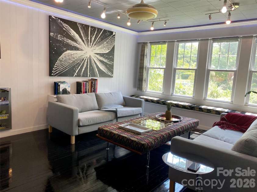 24 Belle Meade Drive, Waynesville, NC 28786.  MLS# CAR4343749, YatesRealty ID 3733. 