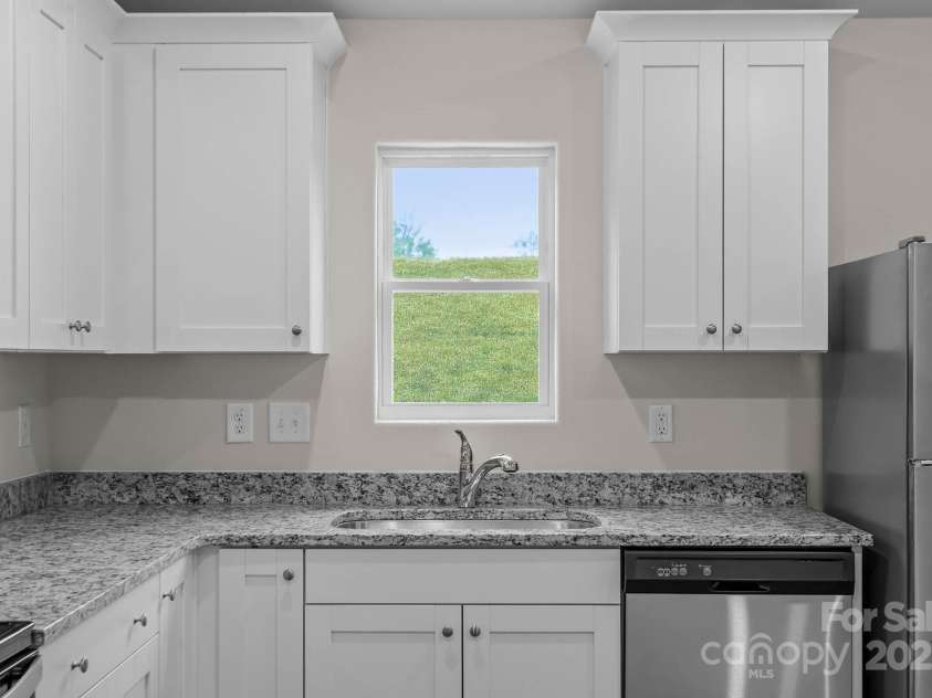 505 Maddox Drive, Shelby, NC 28152.  MLS# CAR4239028, YatesRealty ID 3733. 