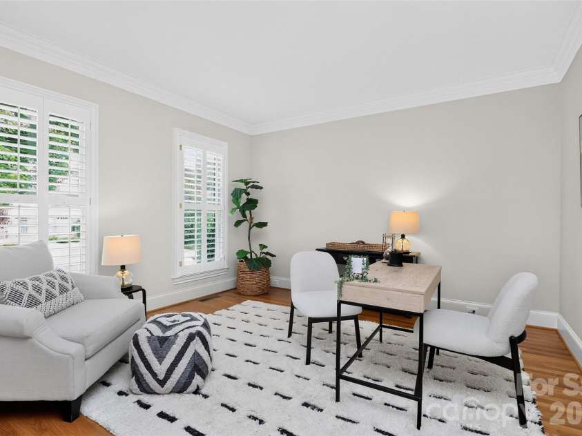 6907 Meadow Run Lane, Charlotte, NC 28277.  MLS# CAR4396037, YatesRealty ID 37333. 