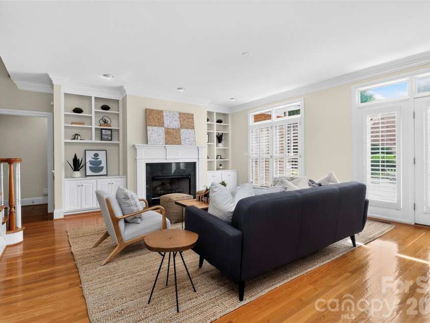 6907 Meadow Run Lane, Charlotte, NC 28277.  MLS# CAR4396037, YatesRealty ID 37333. 