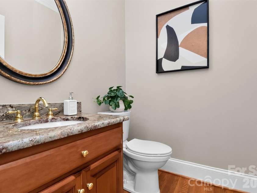 6907 Meadow Run Lane, Charlotte, NC 28277.  MLS# CAR4396037, YatesRealty ID 37333. 