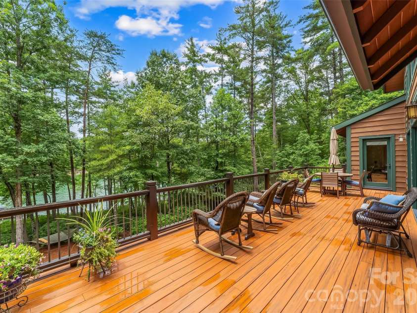 1814 Yellow Fork Trail, Nebo, NC 28761.  MLS# CAR4403220, YatesRealty ID 37334. 