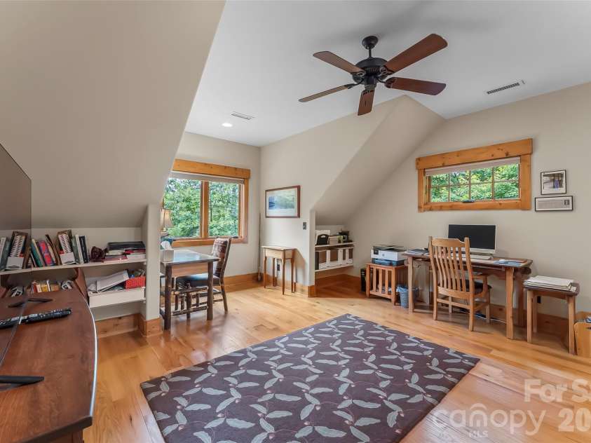 1814 Yellow Fork Trail, Nebo, NC 28761.  MLS# CAR4403220, YatesRealty ID 37334. 