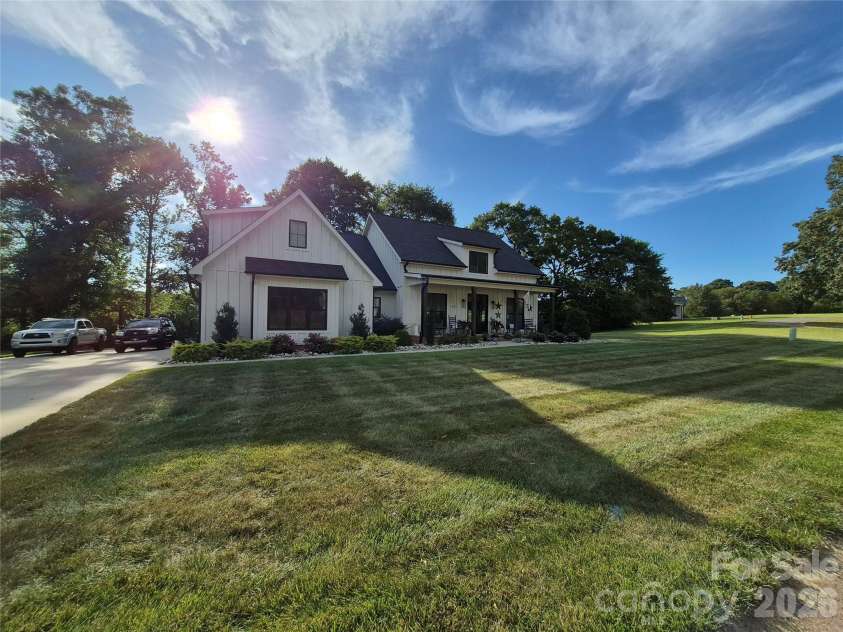 1877 Cline Farm Road, Lincolnton, NC 28092.  MLS# CAR4400423, YatesRealty ID 37336. 