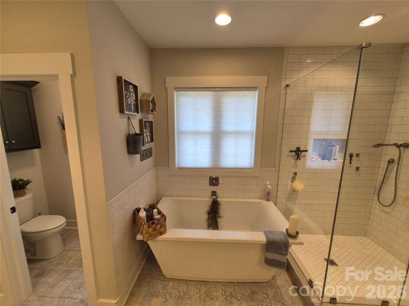 1877 Cline Farm Road, Lincolnton, NC 28092.  MLS# CAR4400423, YatesRealty ID 37336. 