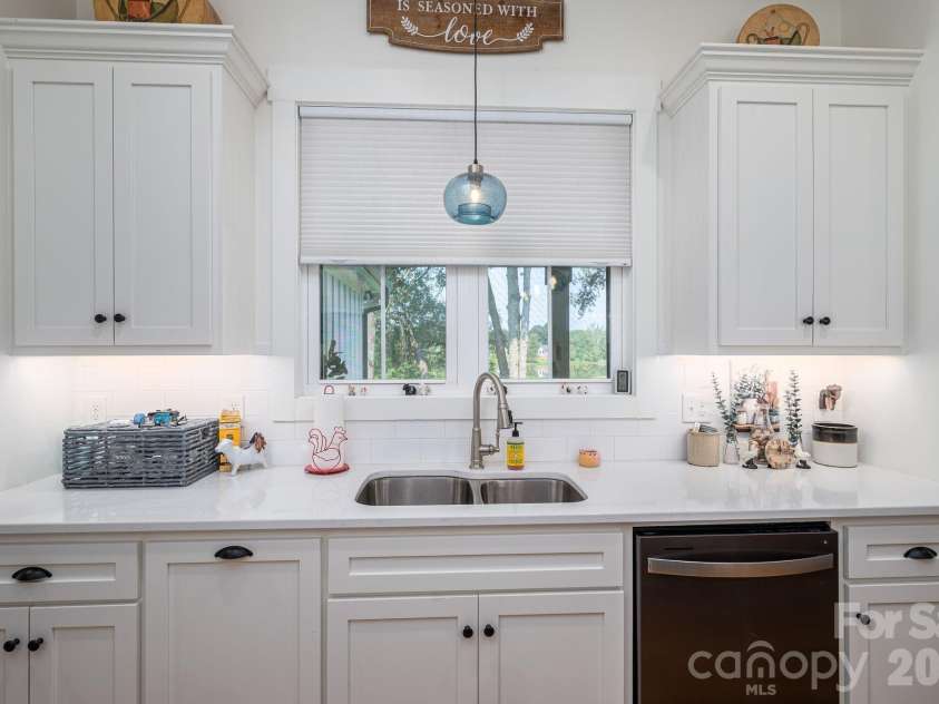 1877 Cline Farm Road, Lincolnton, NC 28092.  MLS# CAR4400423, YatesRealty ID 37336. 
