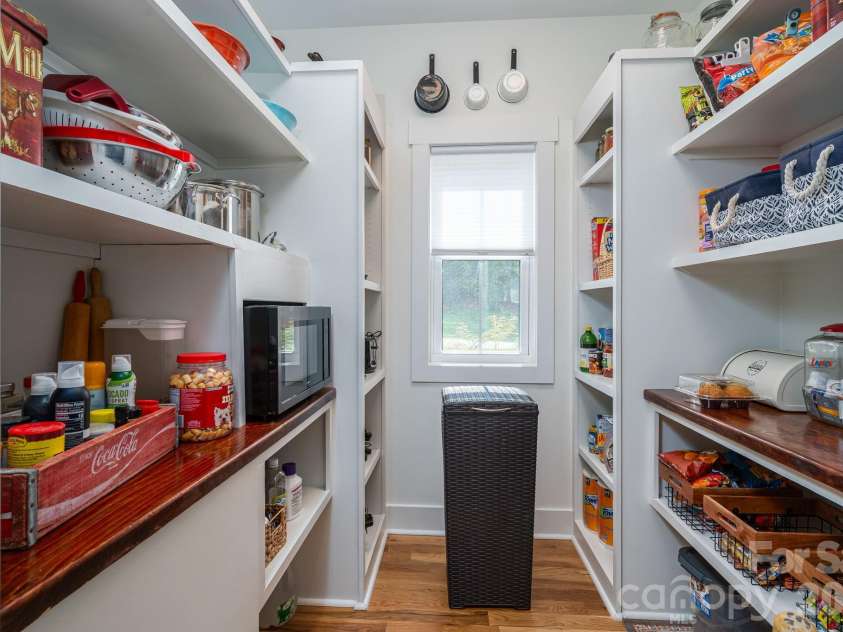 1877 Cline Farm Road, Lincolnton, NC 28092.  MLS# CAR4400423, YatesRealty ID 37336. 