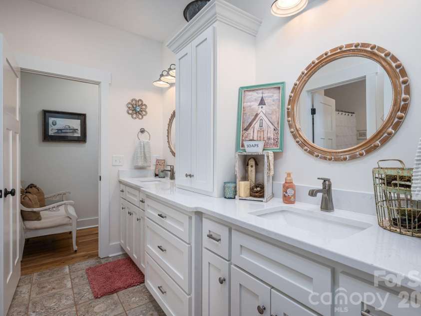 1877 Cline Farm Road, Lincolnton, NC 28092.  MLS# CAR4400423, YatesRealty ID 37336. 