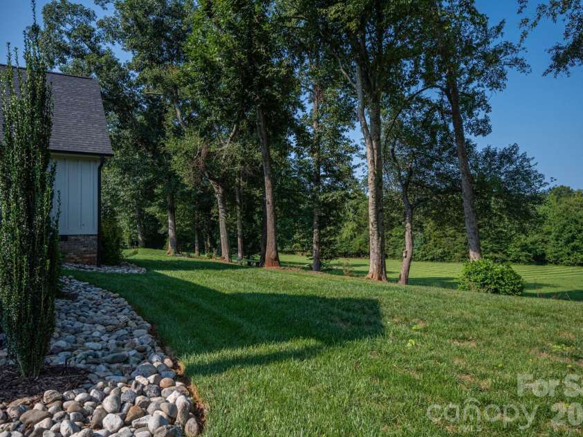 1877 Cline Farm Road, Lincolnton, NC 28092.  MLS# CAR4400423, YatesRealty ID 37336. 