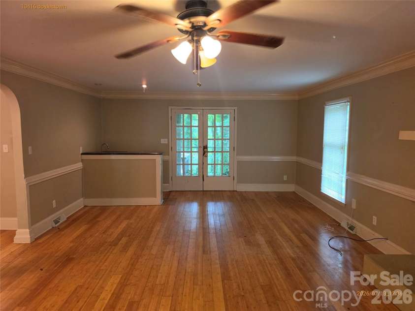 10416 Doylestown Road, Matthews, NC 28105.  MLS# CAR4402053, YatesRealty ID 37337. 