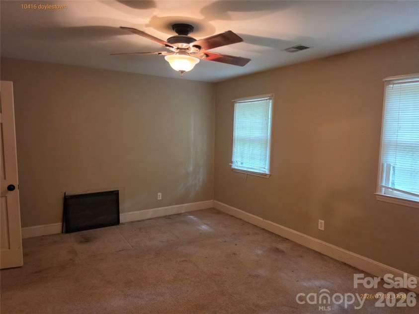 10416 Doylestown Road, Matthews, NC 28105.  MLS# CAR4402053, YatesRealty ID 37337. 