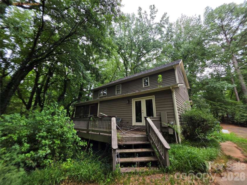 10416 Doylestown Road, Matthews, NC 28105.  MLS# CAR4402053, YatesRealty ID 37337. 