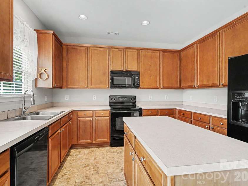 2001 Keystone Court, Monroe, NC 28110.  MLS# CAR4393401, YatesRealty ID 37338. 