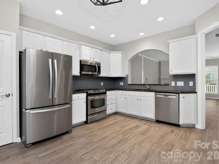 629 Sixth Baxter Crossing, Fort Mill, SC 29708.  MLS# CAR4399496, YatesRealty ID 37339. 