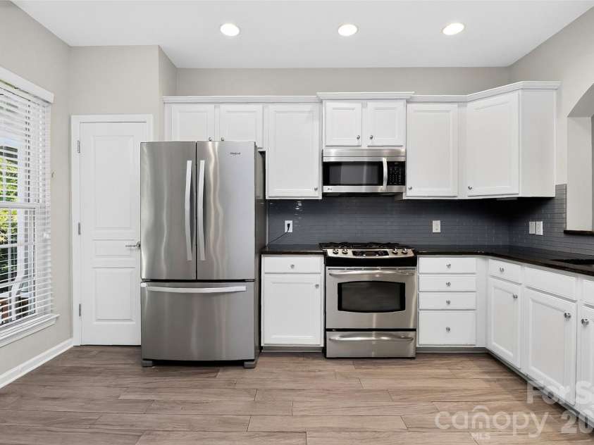 629 Sixth Baxter Crossing, Fort Mill, SC 29708.  MLS# CAR4399496, YatesRealty ID 37339. 
