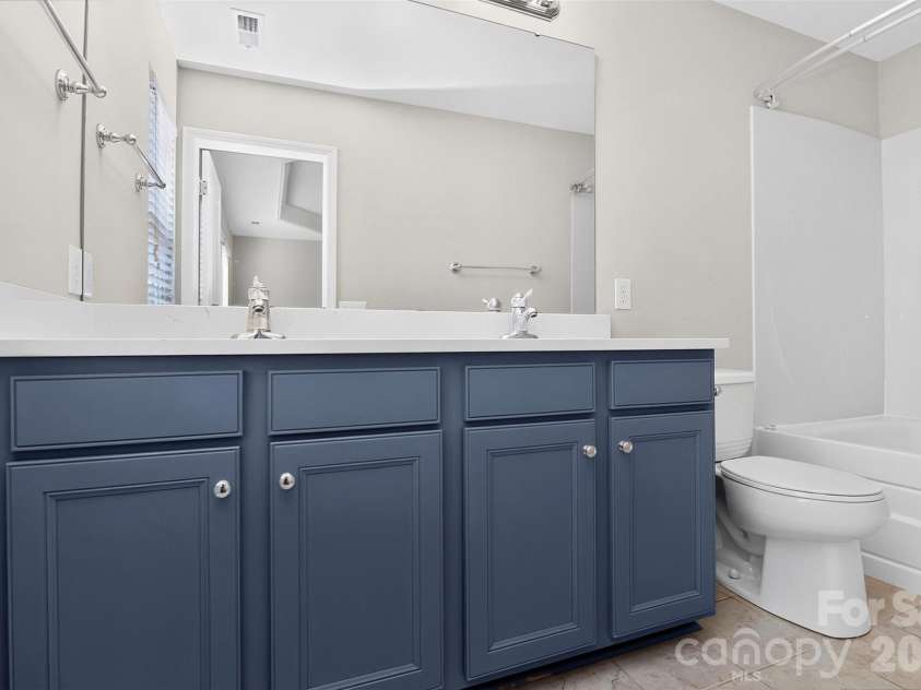 629 Sixth Baxter Crossing, Fort Mill, SC 29708.  MLS# CAR4399496, YatesRealty ID 37339. 