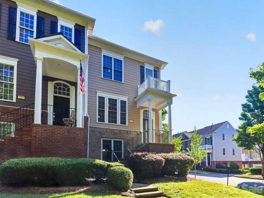 629 Sixth Baxter Crossing, Fort Mill, SC 29708.  MLS# CAR4399496, YatesRealty ID 37339. 
