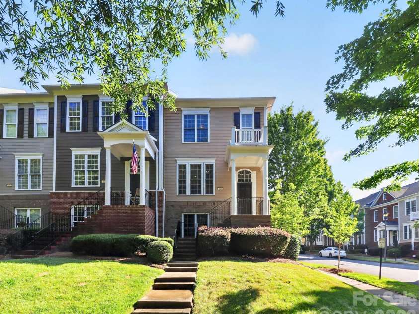 629 Sixth Baxter Crossing, Fort Mill, SC 29708.  MLS# CAR4399496, YatesRealty ID 37339. 