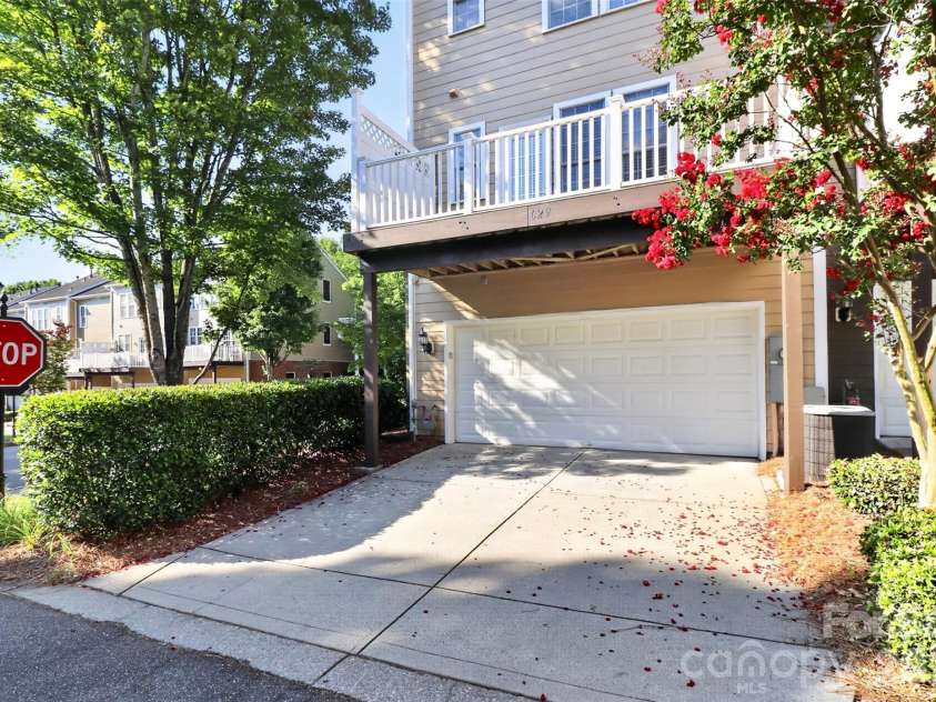 629 Sixth Baxter Crossing, Fort Mill, SC 29708.  MLS# CAR4399496, YatesRealty ID 37339. 
