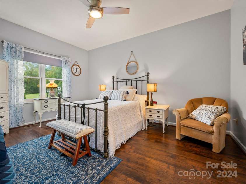 22 Country Meadows Lane, Hendersonville, NC 28792.  MLS# CAR4185375, YatesRealty ID 3734. 