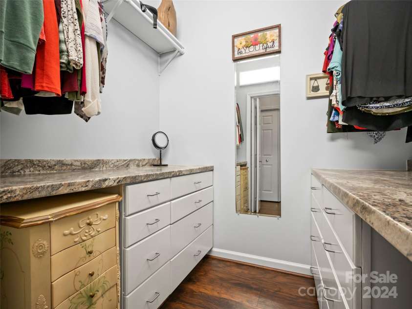 22 Country Meadows Lane, Hendersonville, NC 28792.  MLS# CAR4185375, YatesRealty ID 3734. 