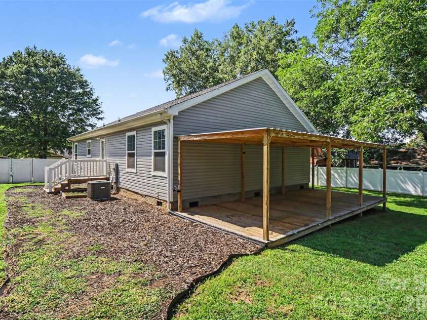 106 Beam Street, Lawndale, NC 28090.  MLS# CAR4399883, YatesRealty ID 37340. 