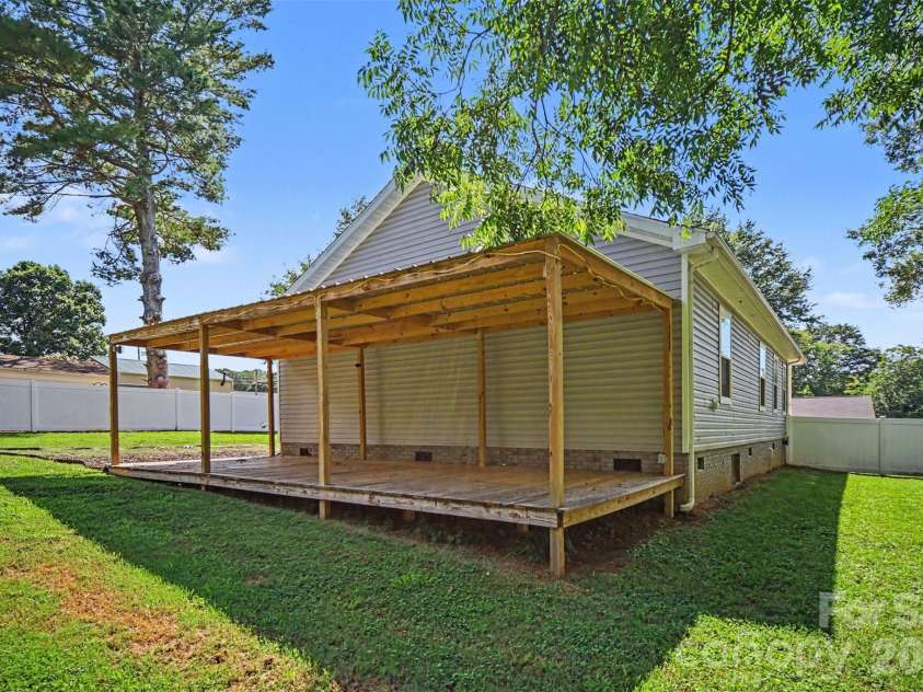 106 Beam Street, Lawndale, NC 28090.  MLS# CAR4399883, YatesRealty ID 37340. 