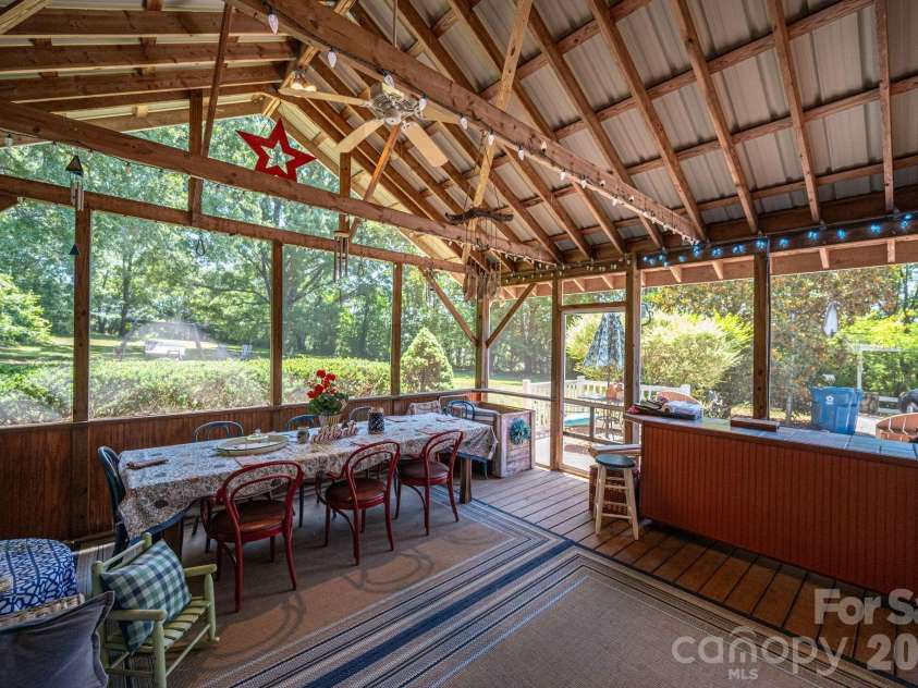 3512 Red Norris Drive, Maiden, NC 28650.  MLS# CAR4399949, YatesRealty ID 37342. 