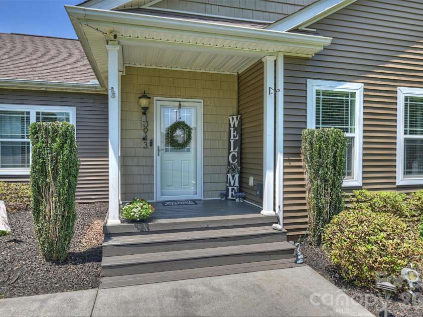 10943 Harrisburg Road, Fort Mill, SC 29707.  MLS# CAR4400831, YatesRealty ID 37344. 