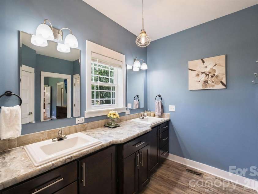 10943 Harrisburg Road, Fort Mill, SC 29707.  MLS# CAR4400831, YatesRealty ID 37344. 