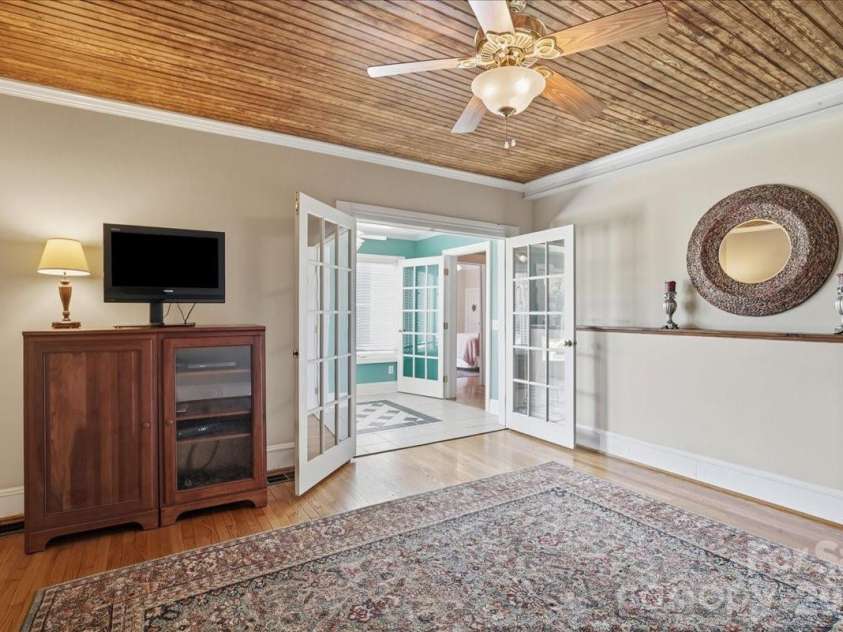 1506 Sandy Ridge Road, Monroe, NC 28112.  MLS# CAR4400348, YatesRealty ID 37346. Den/Family Room