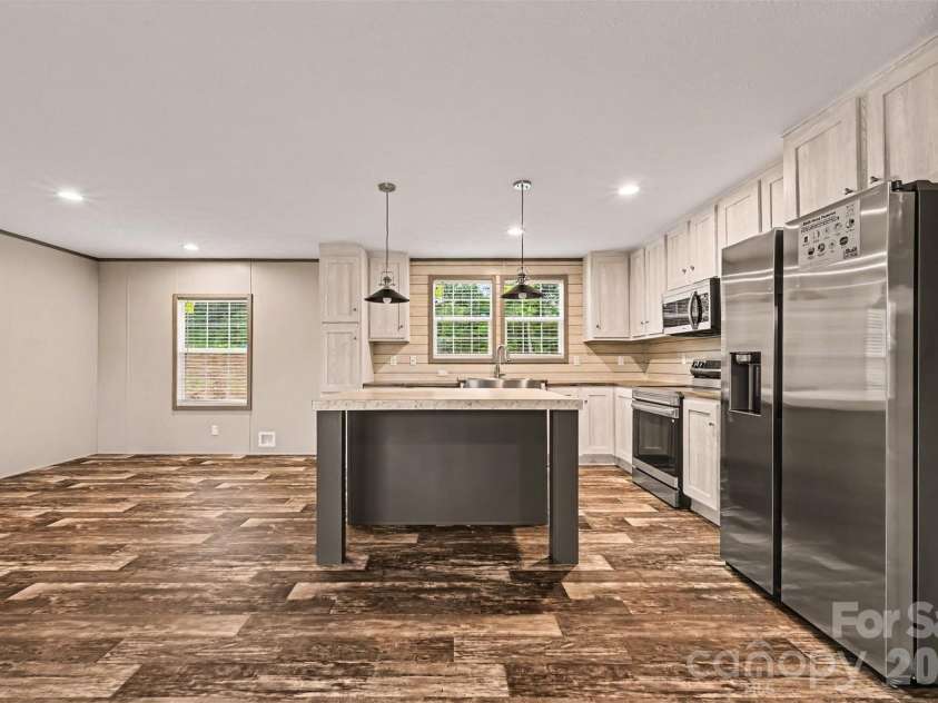 3032 Drake Circle, Shelby, NC 28152.  MLS# CAR4403903, YatesRealty ID 37348. 