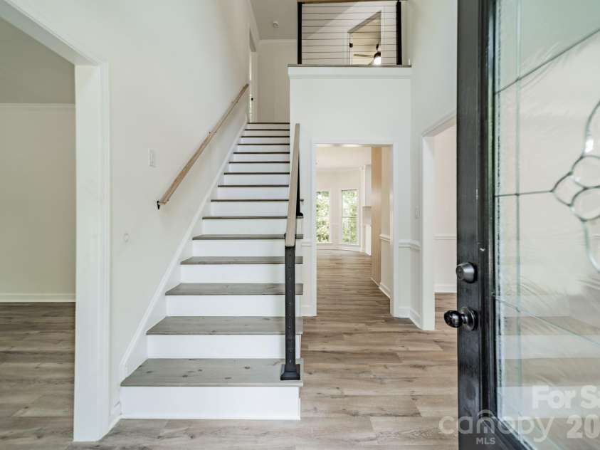 11550 Falling Leaves Drive, Charlotte, NC 28277.  MLS# CAR4377977, YatesRealty ID 37350. 