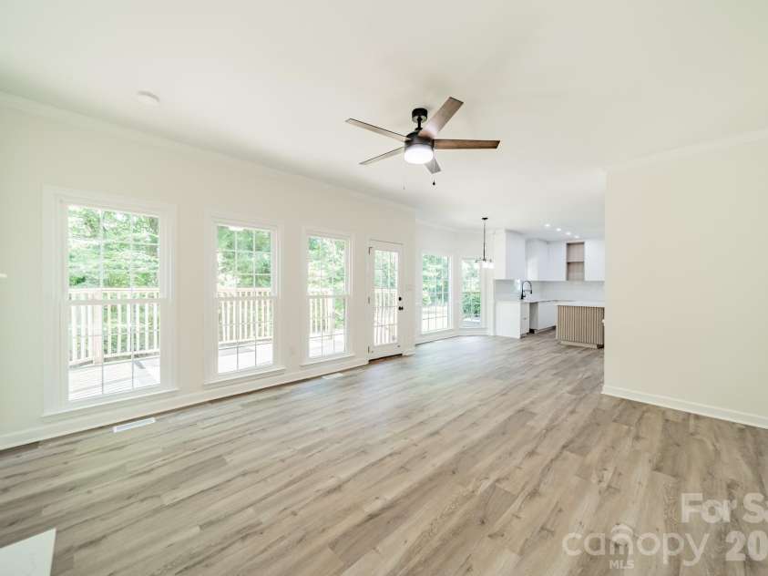 11550 Falling Leaves Drive, Charlotte, NC 28277.  MLS# CAR4377977, YatesRealty ID 37350. 