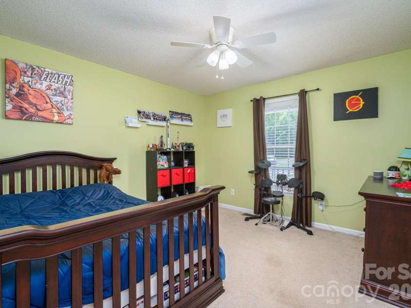2524 Old Pond Drive, Lincolnton, NC 28092.  MLS# CAR4398772, YatesRealty ID 37352. 