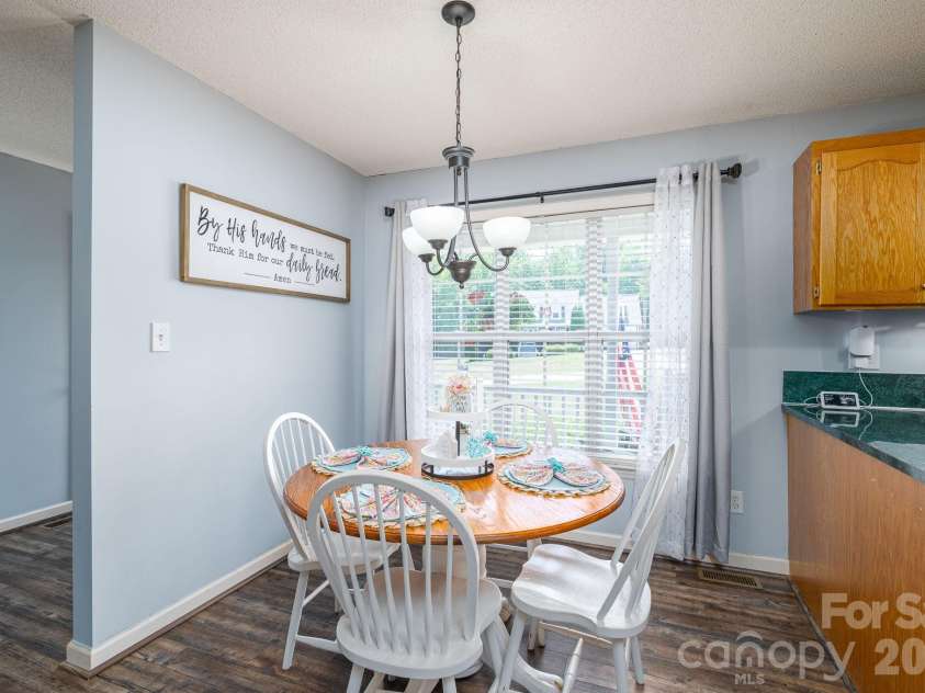2524 Old Pond Drive, Lincolnton, NC 28092.  MLS# CAR4398772, YatesRealty ID 37352. 