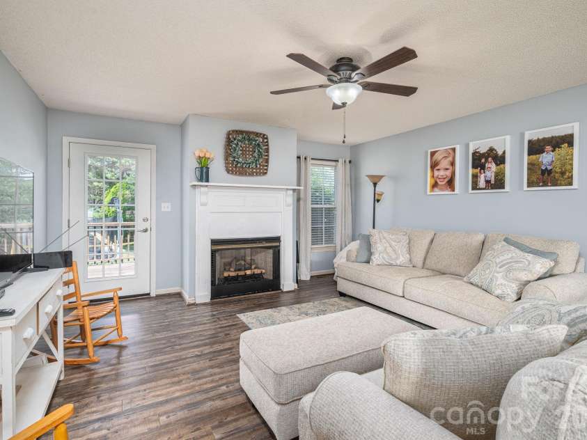 2524 Old Pond Drive, Lincolnton, NC 28092.  MLS# CAR4398772, YatesRealty ID 37352. 
