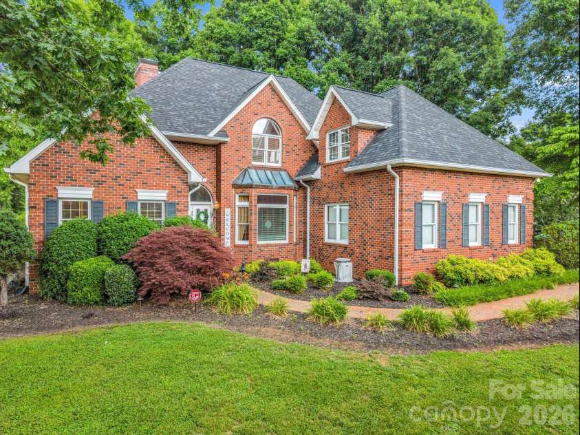 101 Spindle Drive, Maiden, NC 28650.  MLS# CAR4400679, YatesRealty ID 37354. 