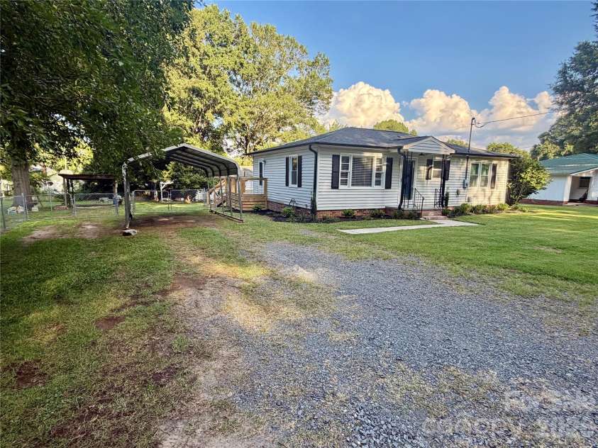 104 Hilltop Street, Stanfield, NC 28163.  MLS# CAR4402061, YatesRealty ID 37355. 
