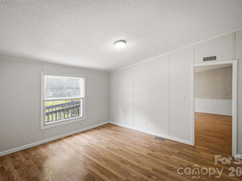 1130 Cedar Creek Drive, Morganton, NC 28655.  MLS# CAR4402408, YatesRealty ID 37356. Primary Suite