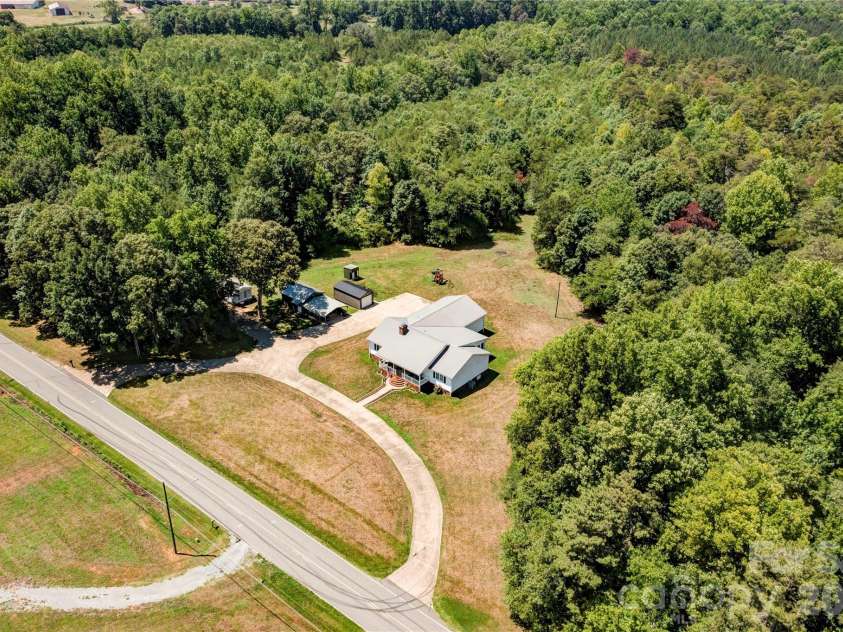 225 Westlee Street, Shelby, NC 28150.  MLS# CAR4398944, YatesRealty ID 37357. 