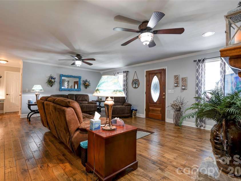 225 Westlee Street, Shelby, NC 28150.  MLS# CAR4398944, YatesRealty ID 37357. 