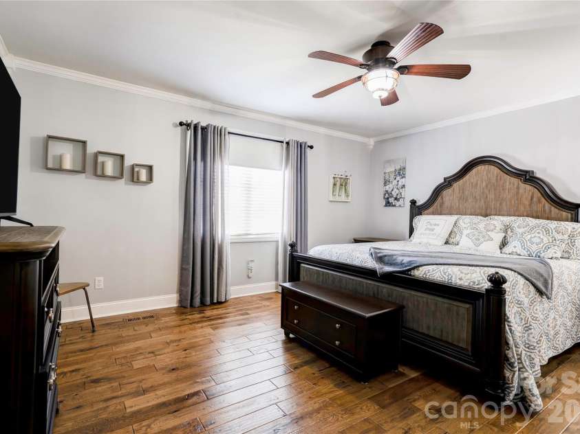 225 Westlee Street, Shelby, NC 28150.  MLS# CAR4398944, YatesRealty ID 37357. 